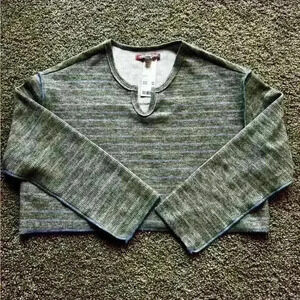 NWT Urban Outfitters Keyhole Neck Striped Cropped Boxy Sweater Size Small‎